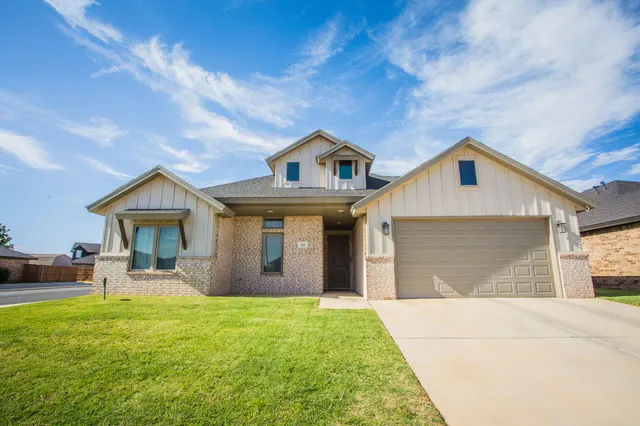 Photo 3 — 712 N 3rd Street, Wolfforth, TX 79382