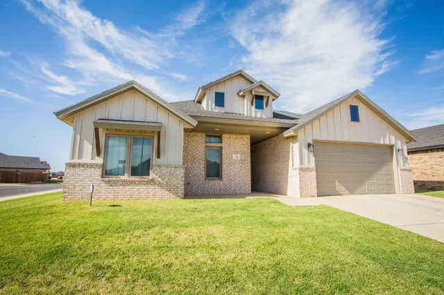 Photo 6 — 712 N 3rd Street, Wolfforth, TX 79382
