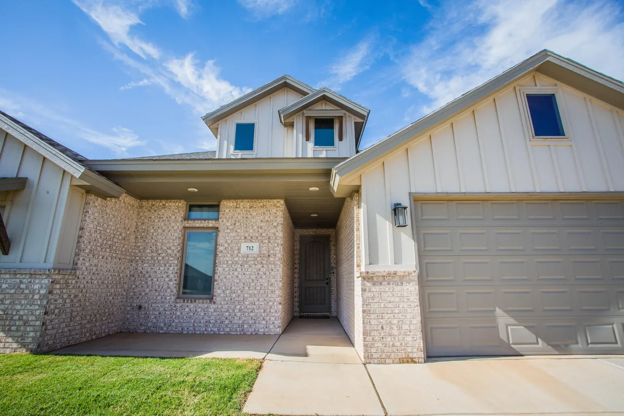 Photo 7 — 712 N 3rd Street, Wolfforth, TX 79382