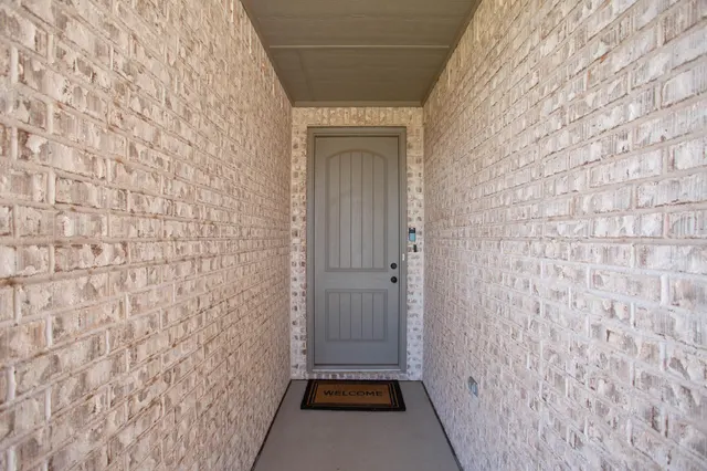 Photo 8 — 712 N 3rd Street, Wolfforth, TX 79382