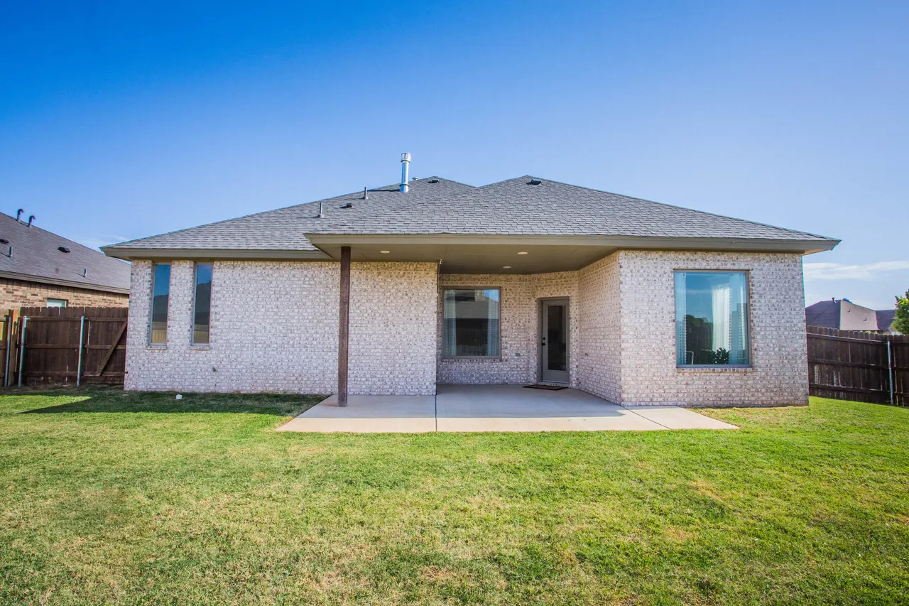 Photo 70 — 712 N 3rd Street, Wolfforth, TX 79382