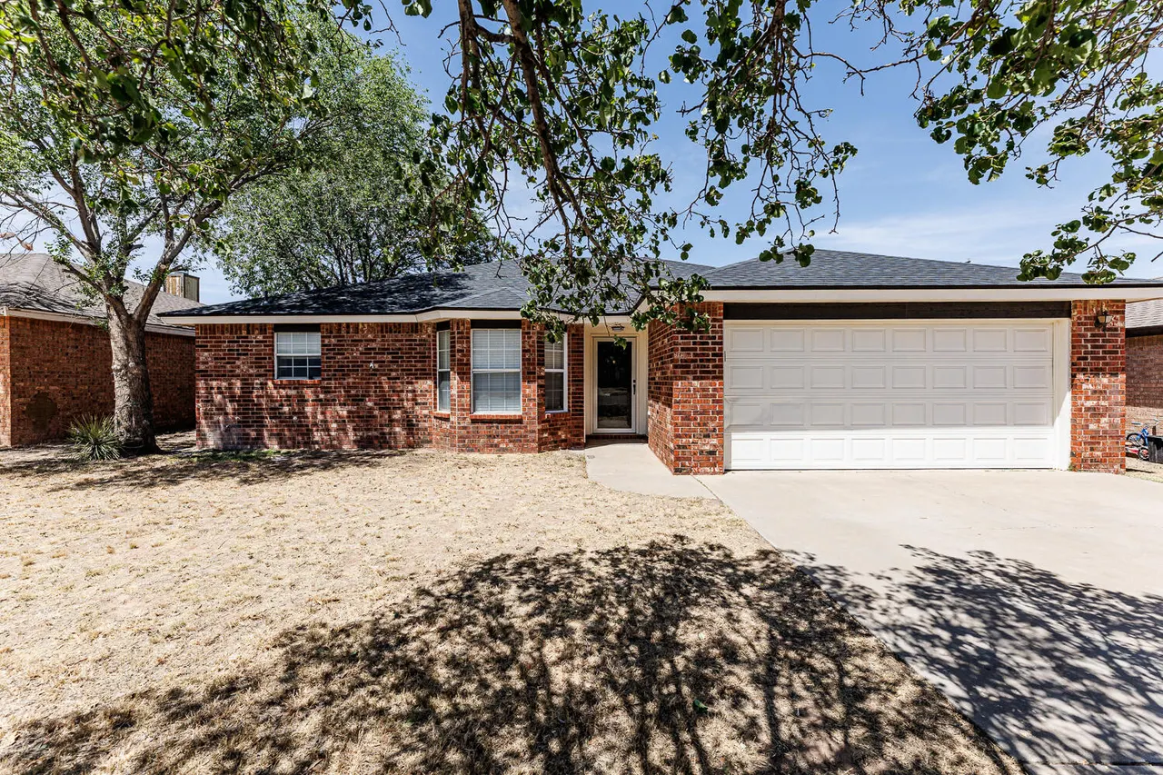 Photo 2 — 6412 32nd Street, Lubbock, TX 79407