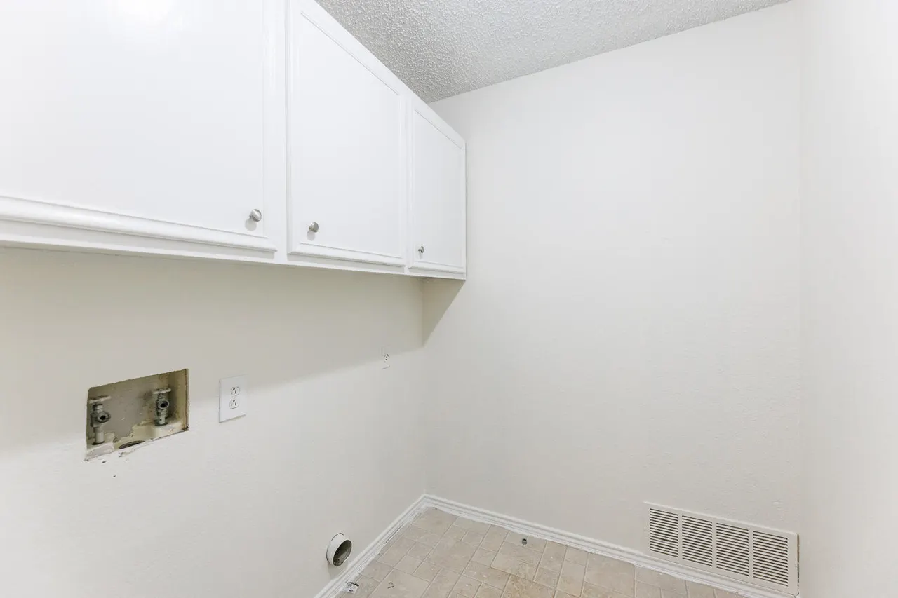 Photo 25 — 6412 32nd Street, Lubbock, TX 79407
