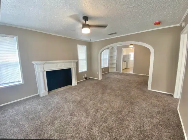 Photo 2 — 2114 27th Street, Lubbock, TX 79411