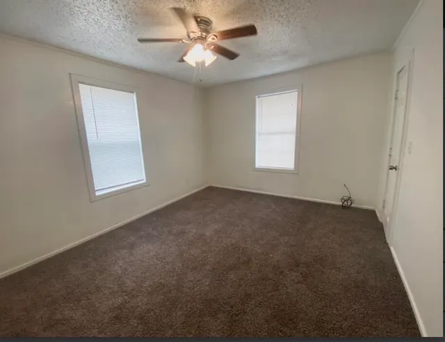 Photo 5 — 2114 27th Street, Lubbock, TX 79411