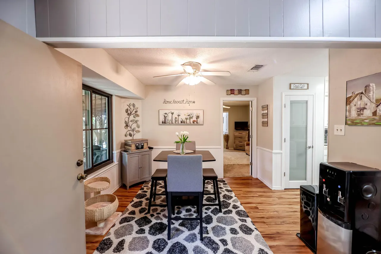 Photo 9 — 3404 Essex Avenue, Lubbock, TX 79407