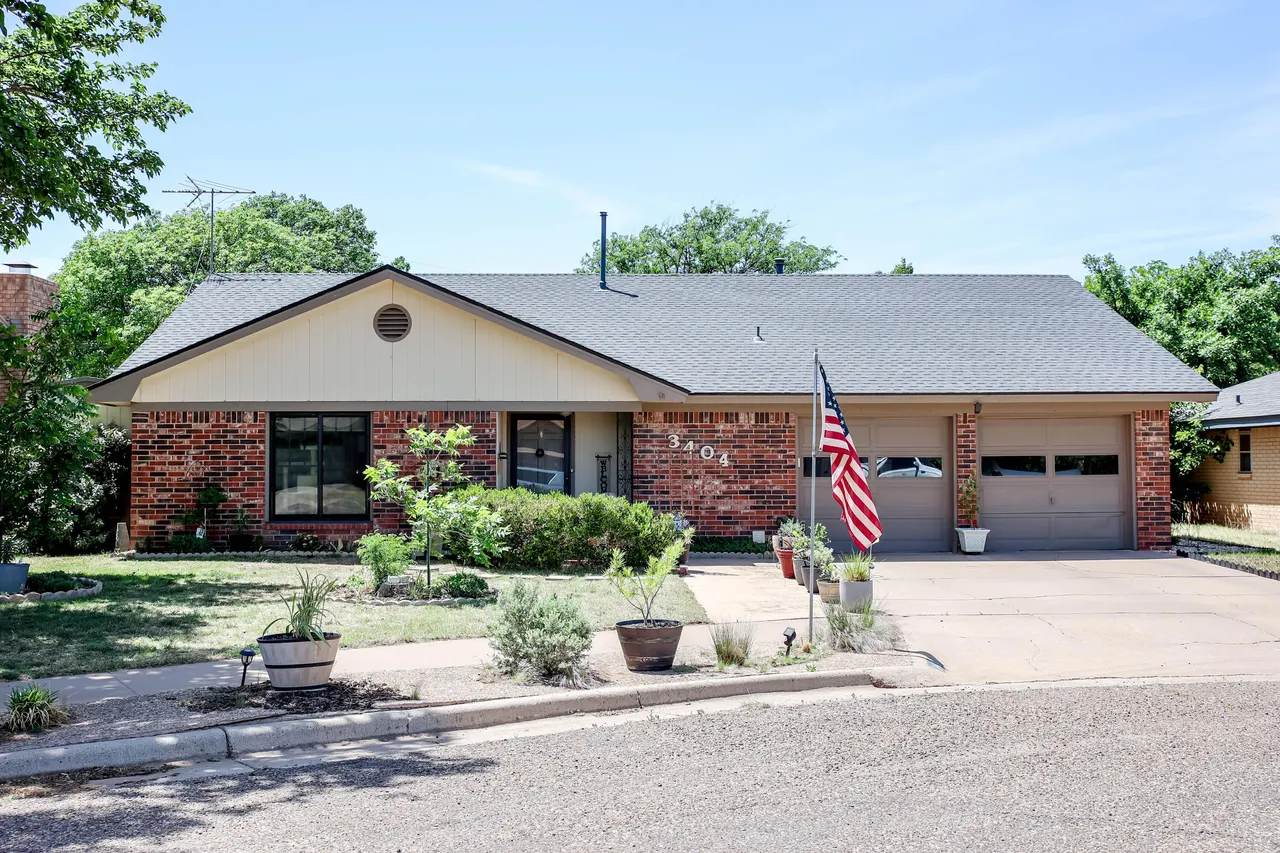 Front exterior — 3404 Essex Avenue, Lubbock, TX 79407