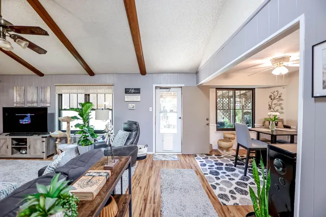 Photo 8 — 3404 Essex Avenue, Lubbock, TX 79407