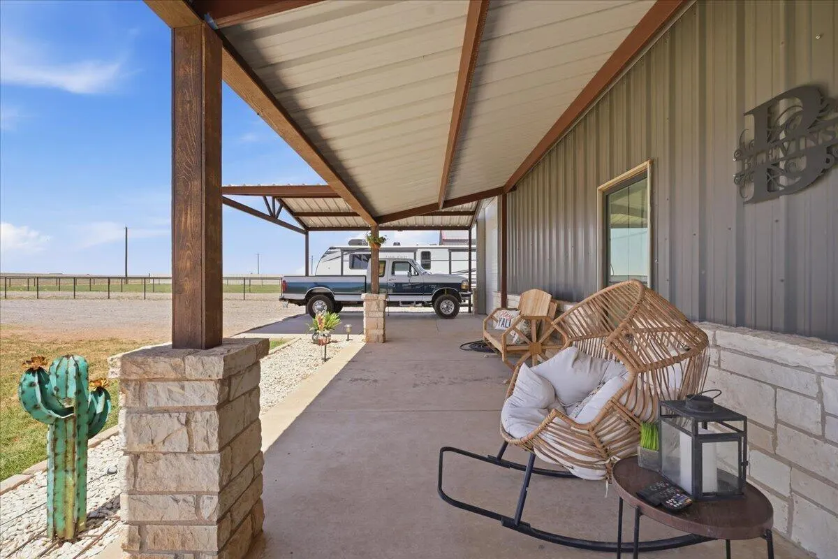 Photo 5 — 183 Allison Road, Wilson, TX 79381