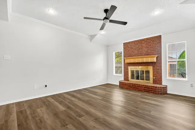 Photo 5 — 6346 9th Street, Lubbock, TX 79416