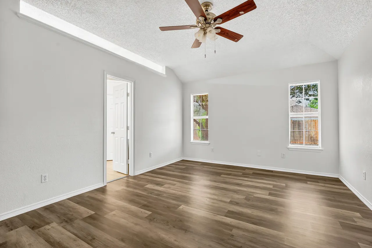 Photo 18 — 6346 9th Street, Lubbock, TX 79416