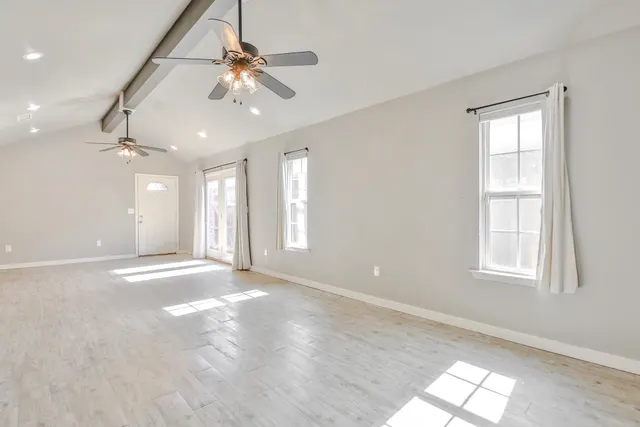 Photo 4 — 6205 21st Street, Lubbock, TX 79407