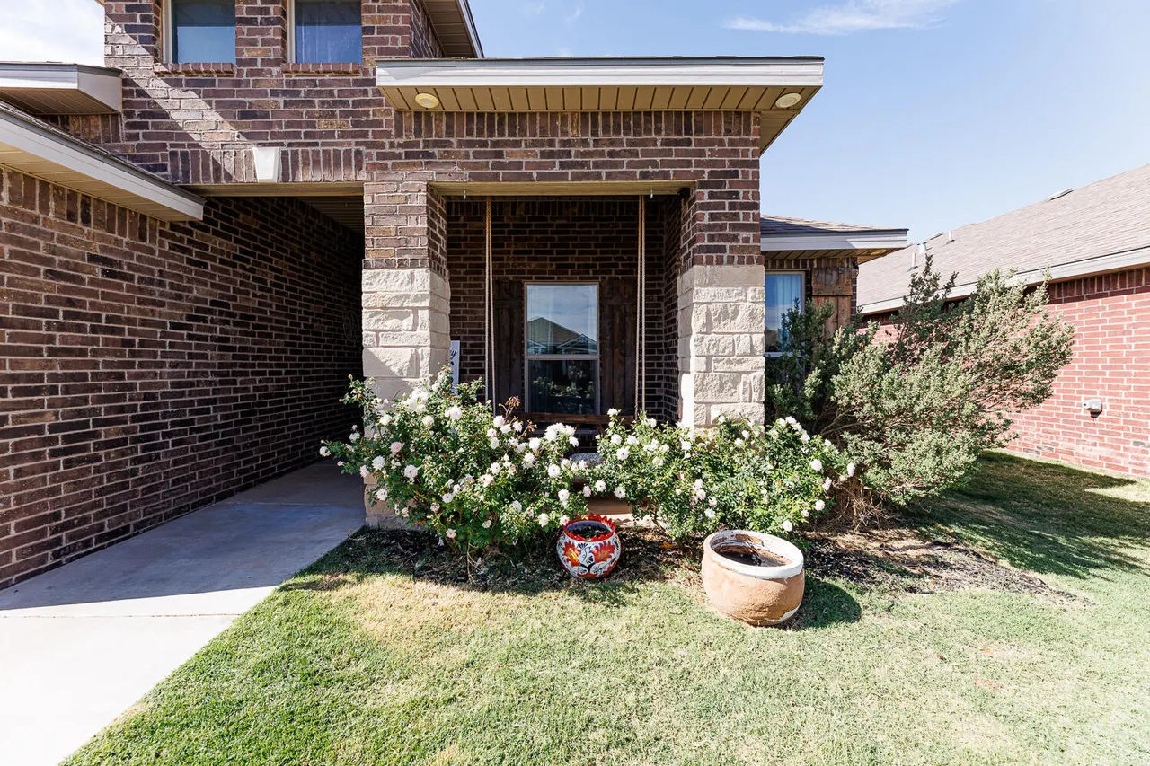 Photo 3 — 2116 141st Street, Lubbock, TX 79423