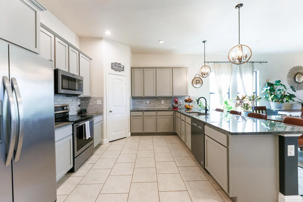 Photo 14 — 2116 141st Street, Lubbock, TX 79423