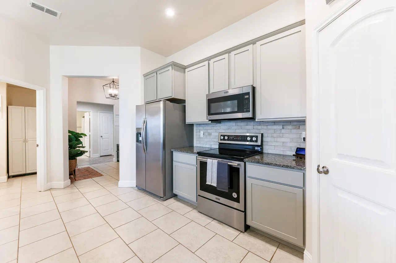 Photo 23 — 2116 141st Street, Lubbock, TX 79423