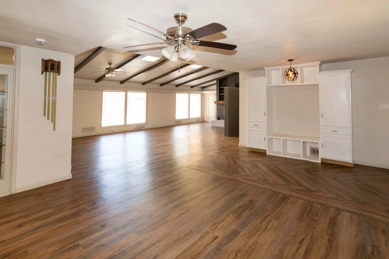 Photo 4 — 2136 57th Street, Lubbock, TX 79412