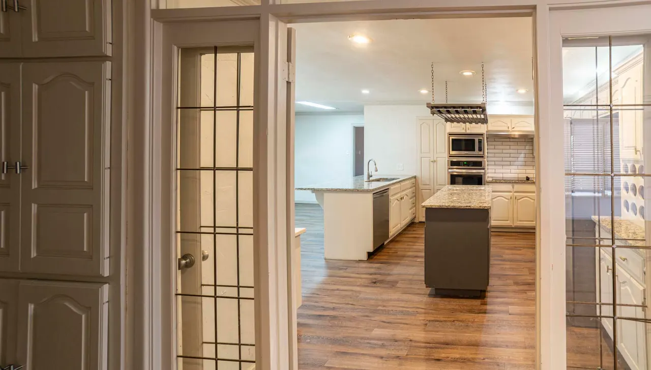 Photo 10 — 2136 57th Street, Lubbock, TX 79412