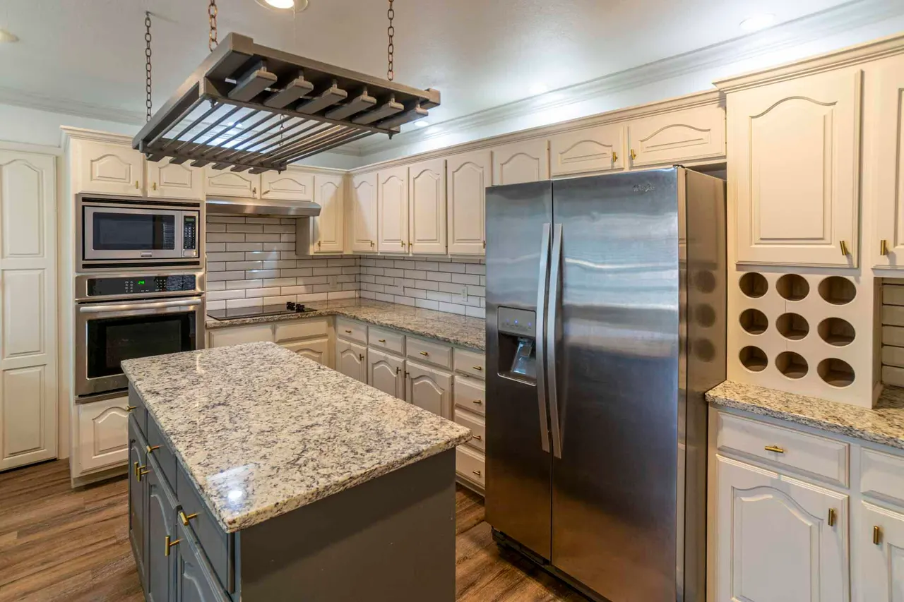 Photo 12 — 2136 57th Street, Lubbock, TX 79412