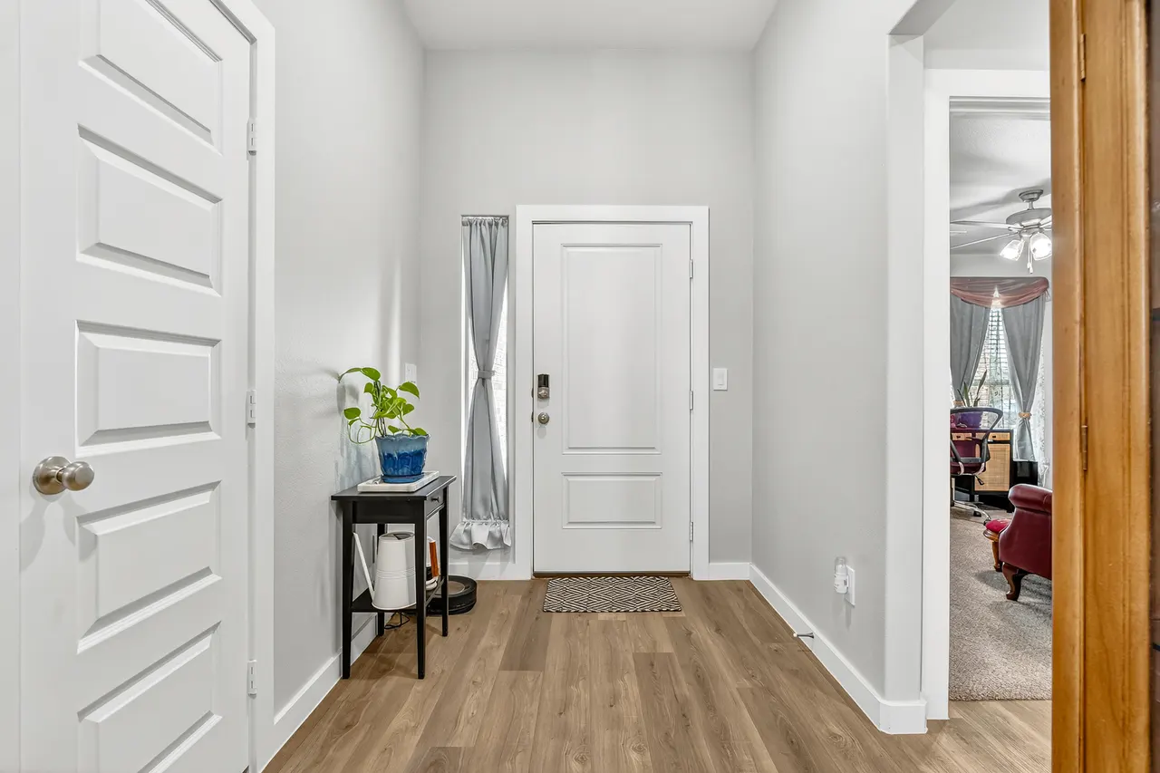 Photo 4 — 7231 29th Street, Lubbock, TX 79407