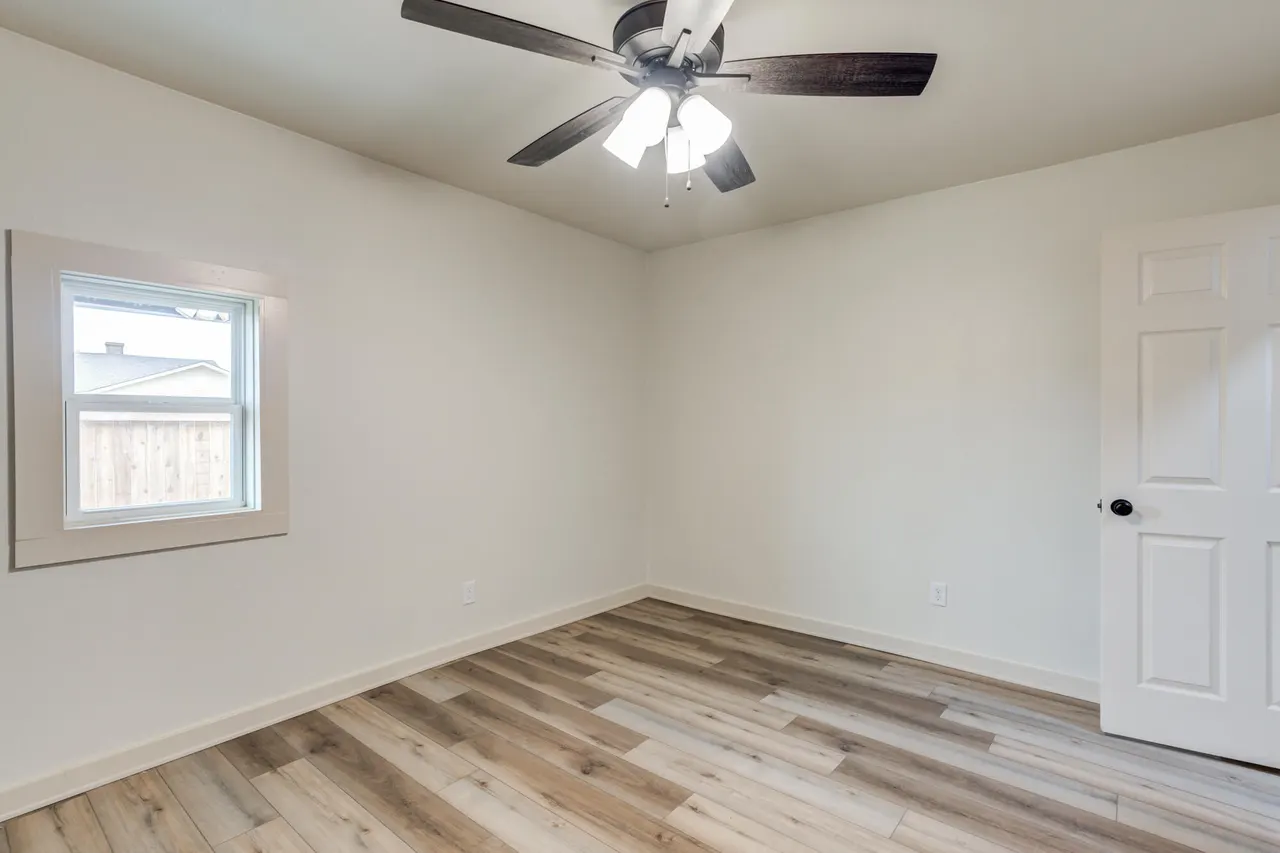 Photo 32 — 315 W Garza Street, Slaton, TX 79364