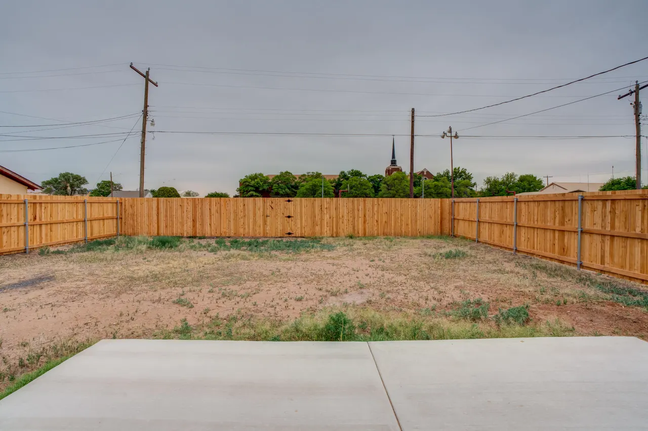 Photo 33 — 315 W Garza Street, Slaton, TX 79364