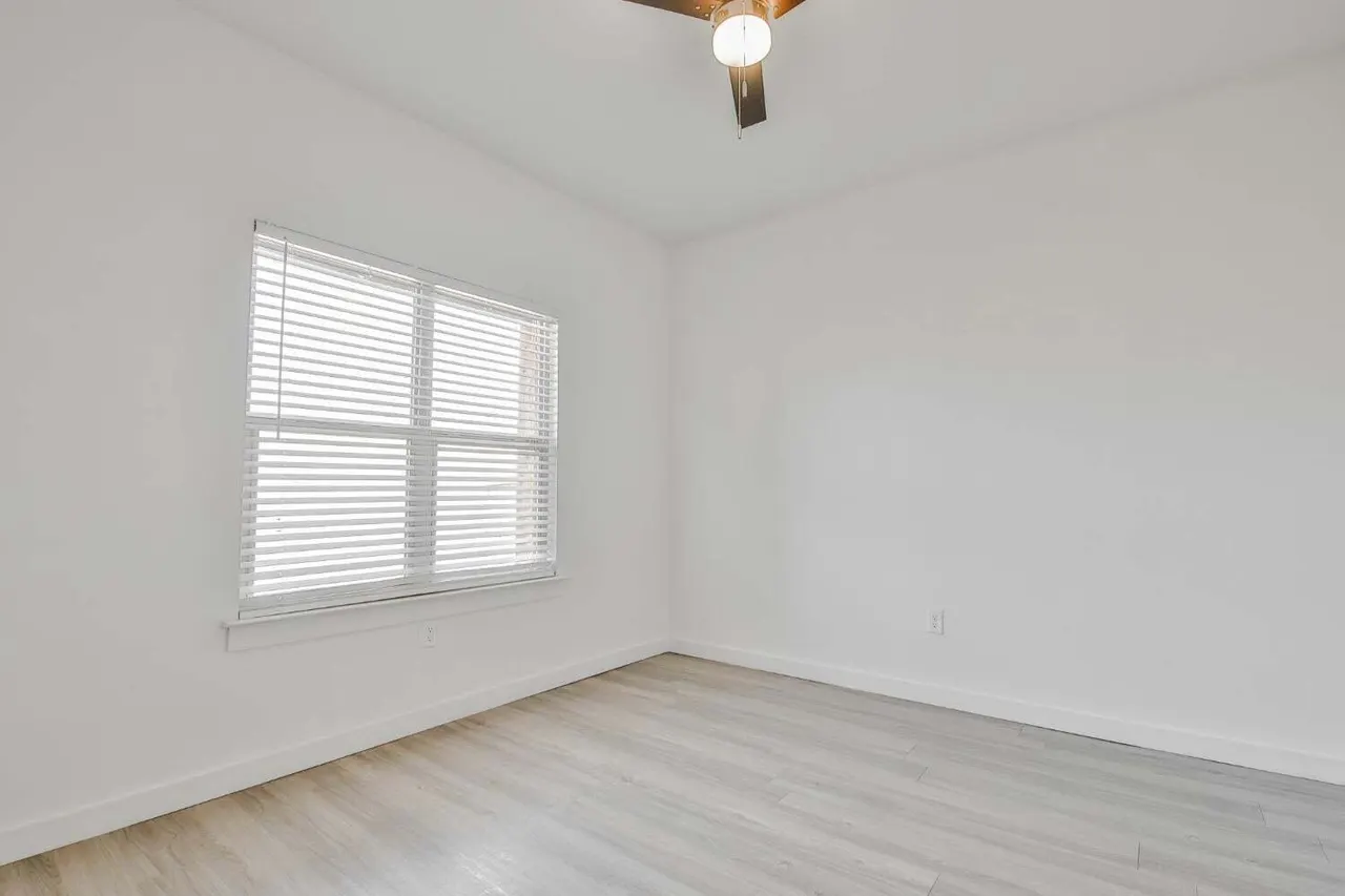 Photo 16 — 5543 Itasca Street, Lubbock, TX 79416