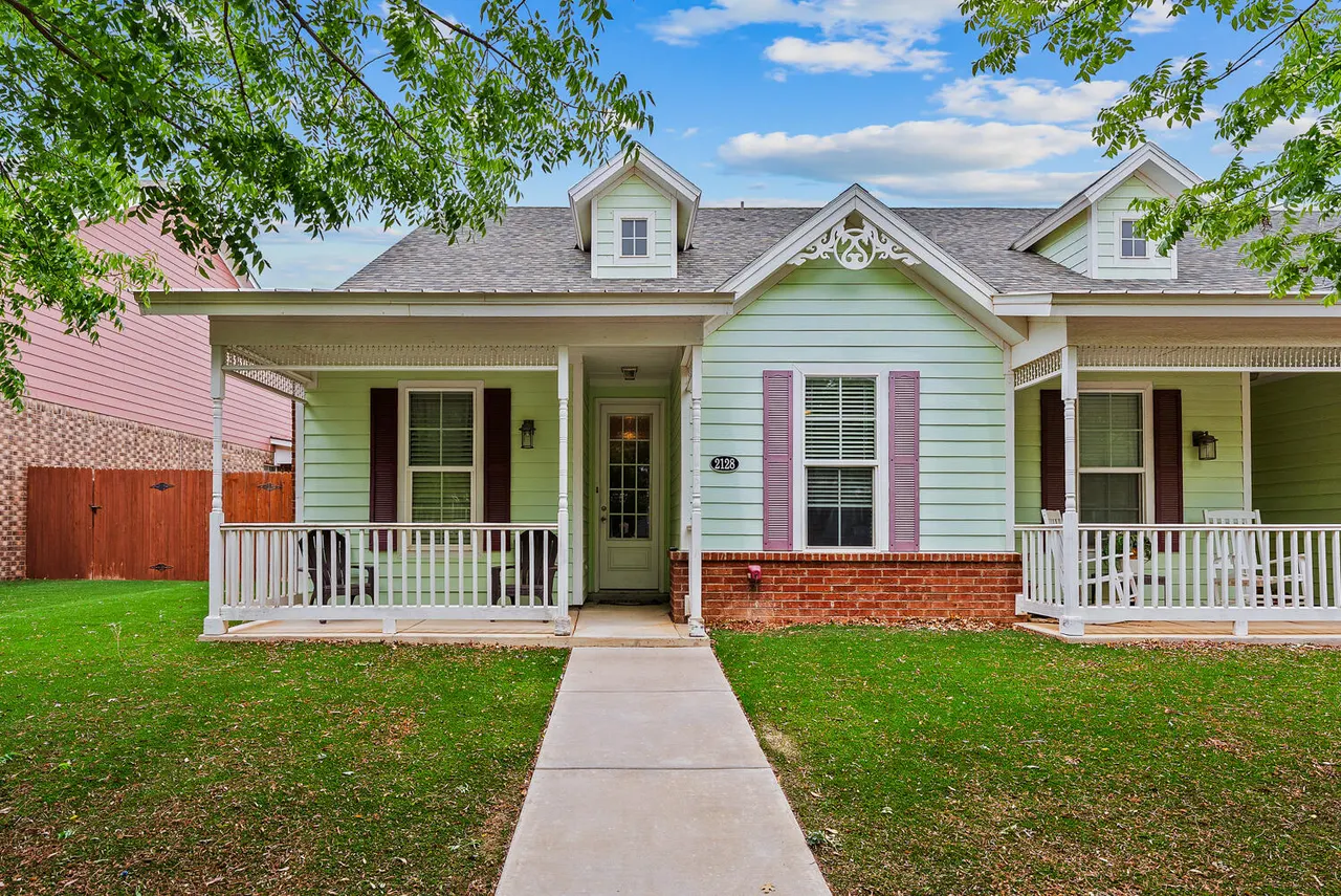 Front exterior — 2128 10th Street, Lubbock, TX 79401