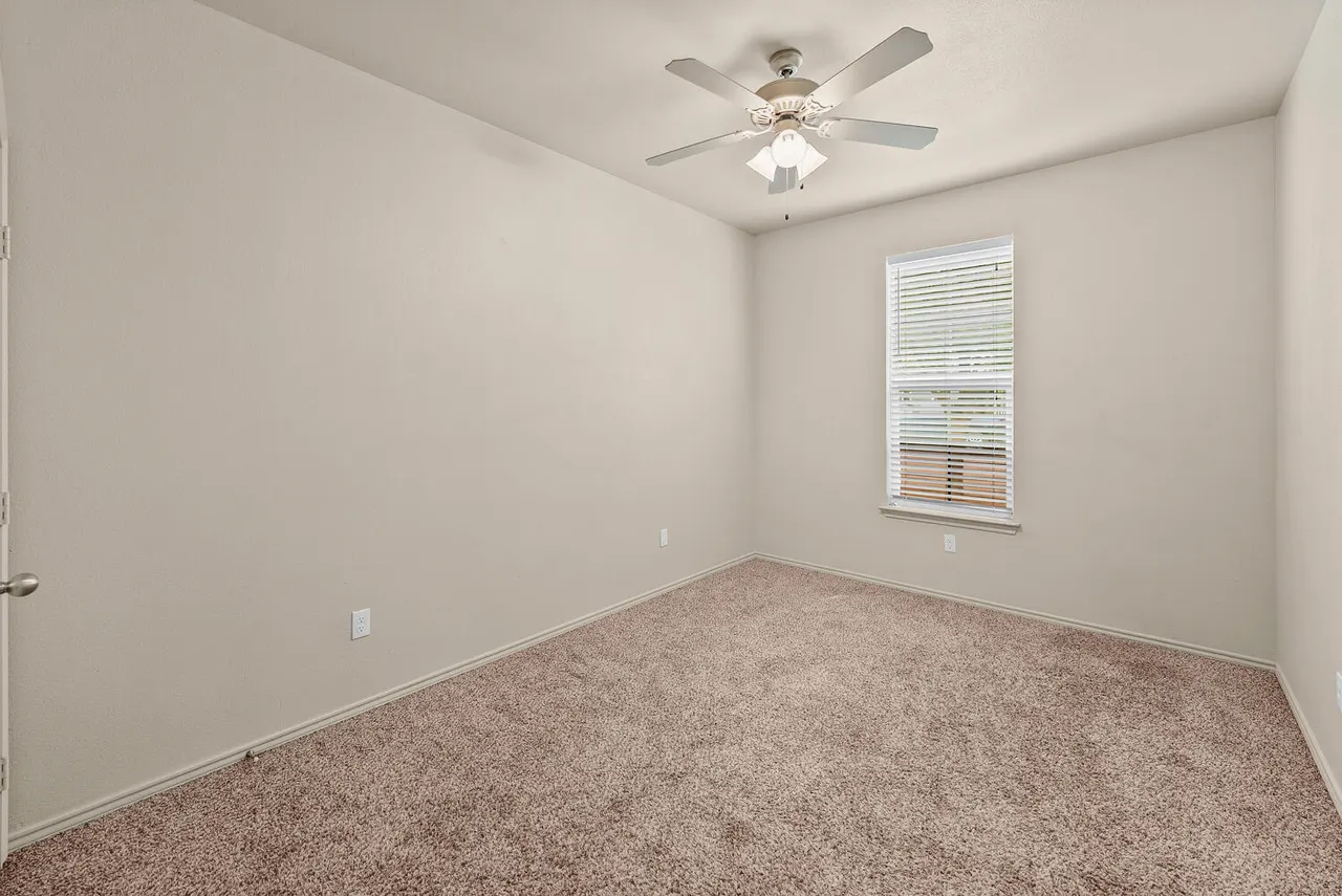 Photo 11 — 2128 10th Street, Lubbock, TX 79401