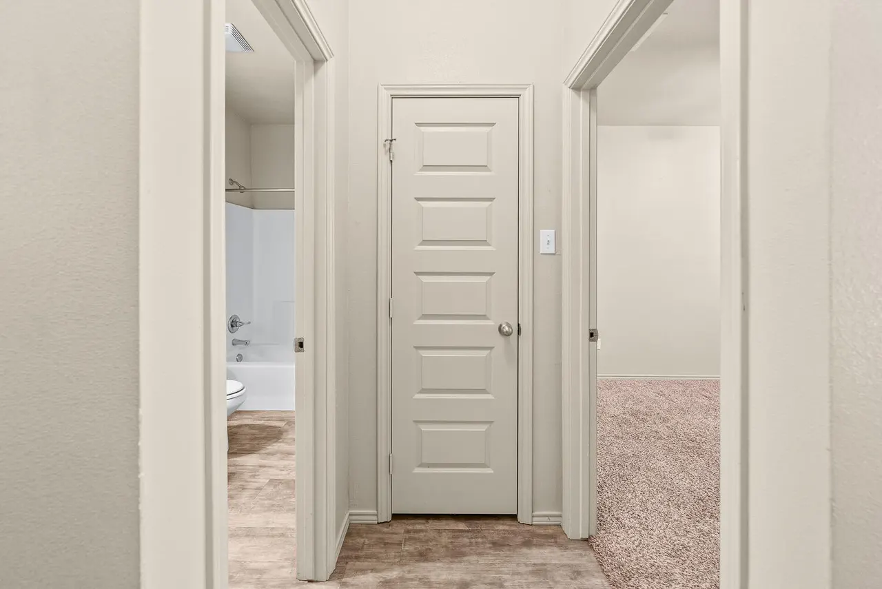 Photo 14 — 2128 10th Street, Lubbock, TX 79401