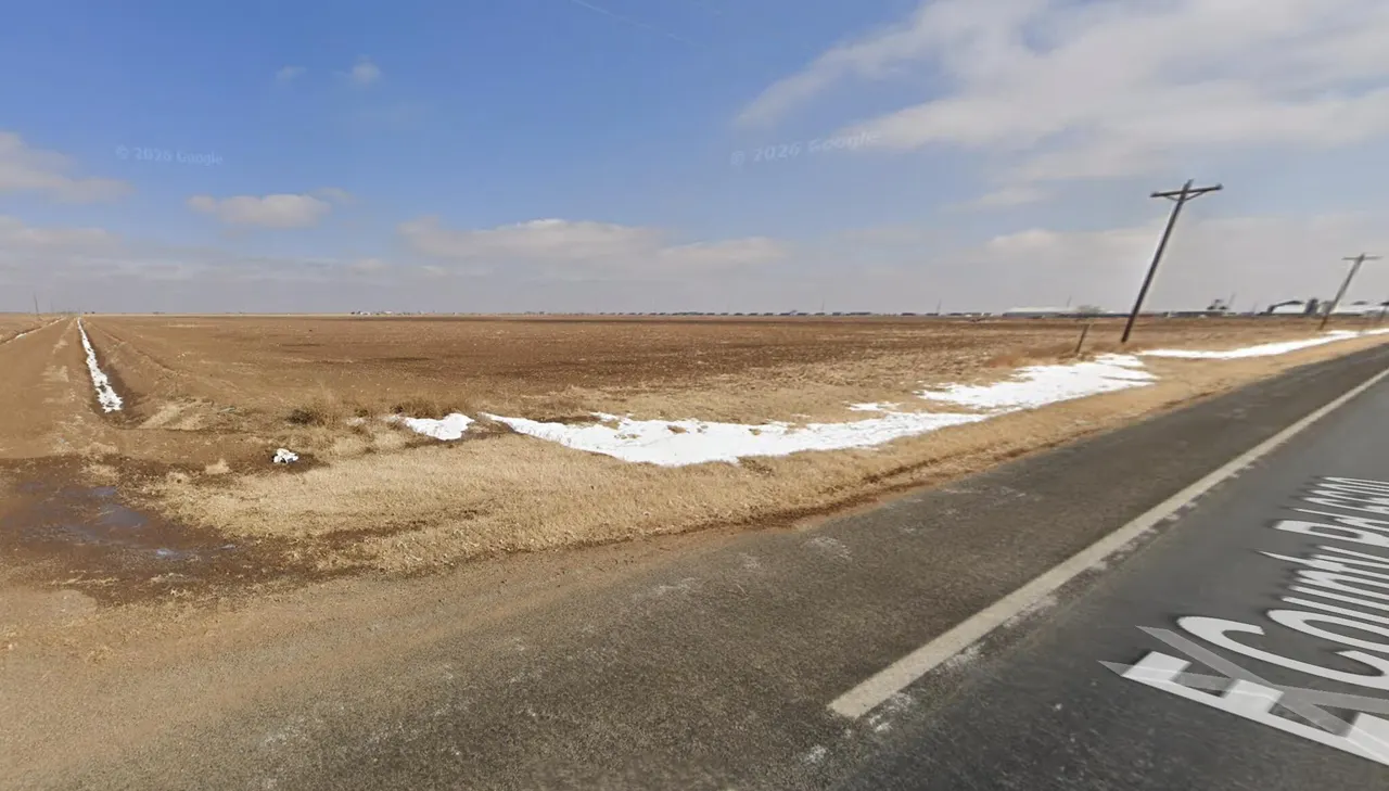 Photo 3 — 1109 E Farm To Market Road 40, Lubbock, TX 79403