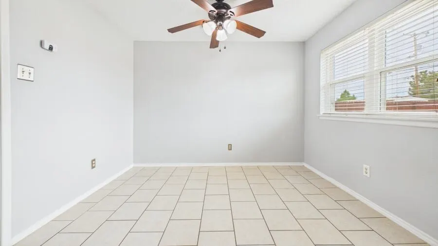 Photo 11 — 4616 Grinnell Street, Lubbock, TX 79416