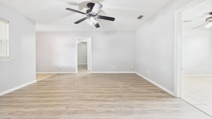Photo 12 — 4616 Grinnell Street, Lubbock, TX 79416