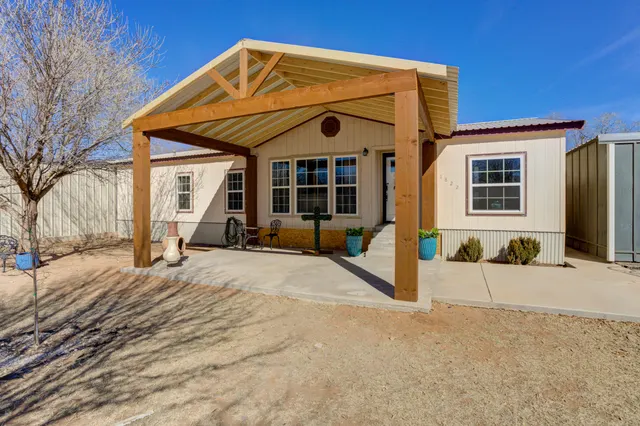 Photo 3 — 1822 S 3rd Street, Tahoka, TX 79373