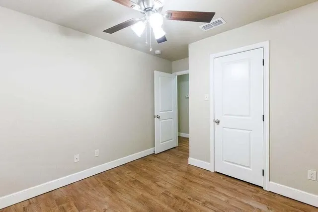 Photo 5 — 9804 Avenue V, Lubbock, TX 79423