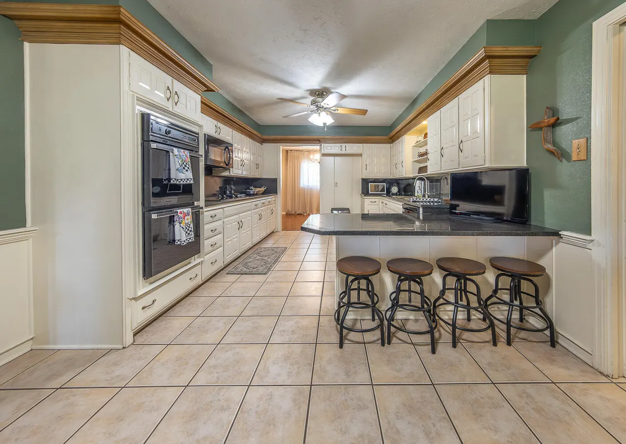 Photo 8 — 3312 59th Street, Lubbock, TX 79413