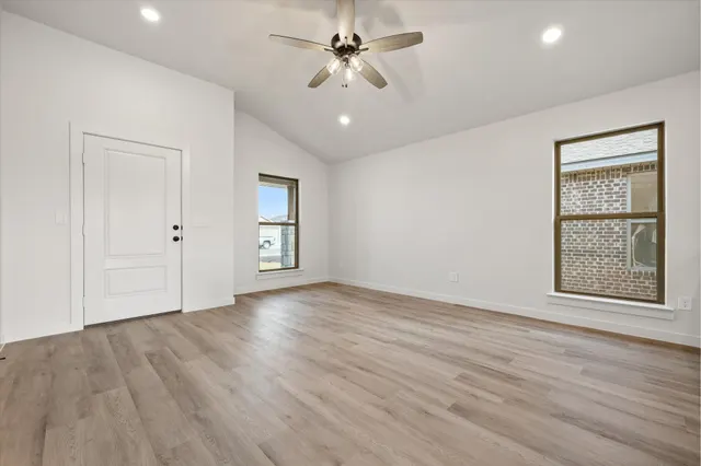 Photo 8 — 2406 Helena Avenue, Lubbock, TX 79407