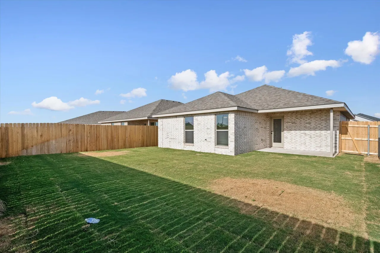 Photo 24 — 2406 Helena Avenue, Lubbock, TX 79407