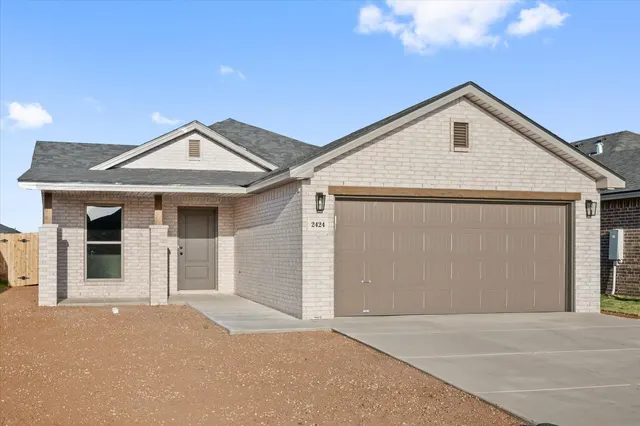Photo 3 — 2424 Aberdeen Avenue, Wolfforth, TX 79382