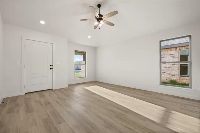 Photo 8 — 2424 Aberdeen Avenue, Wolfforth, TX 79382