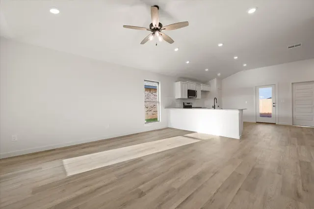 Photo 5 — 2424 Aberdeen Avenue, Wolfforth, TX 79382