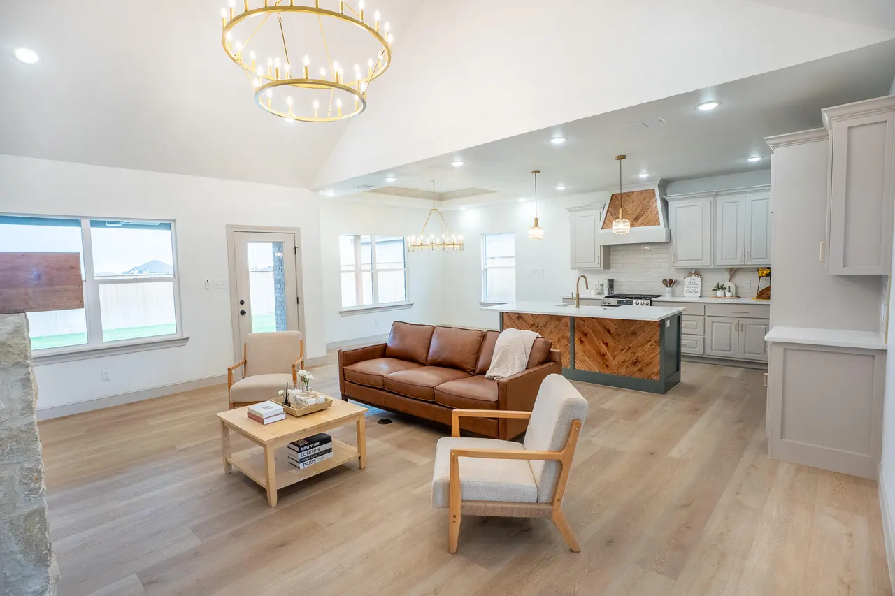 Photo 11 — 1115 N 6th Street, Wolfforth, TX 79382