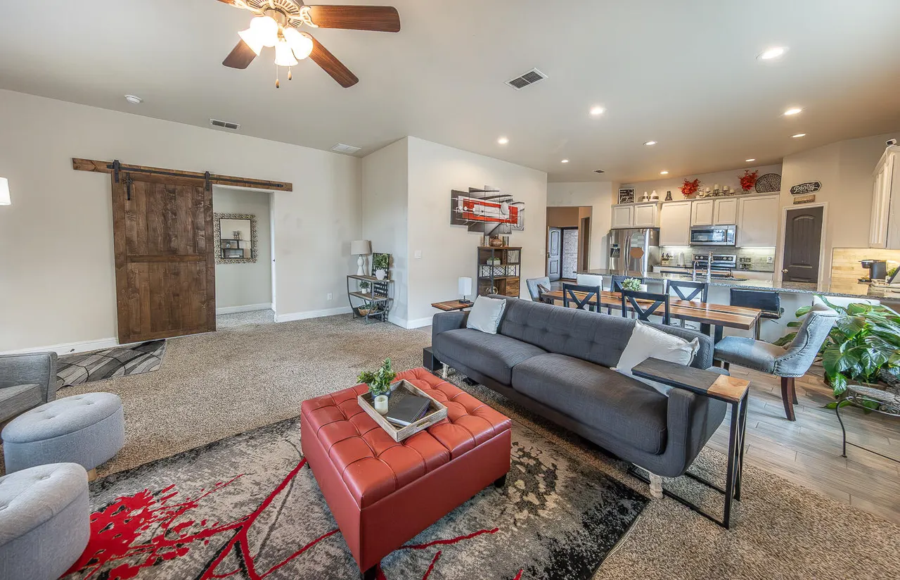 Photo 6 — 13811 Avenue W, Lubbock, TX 79423