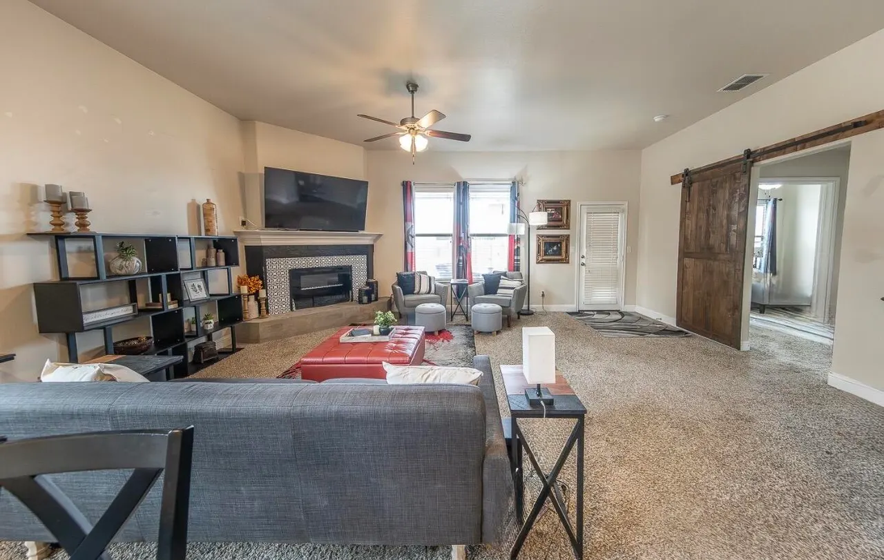 Photo 2 — 13811 Avenue W, Lubbock, TX 79423
