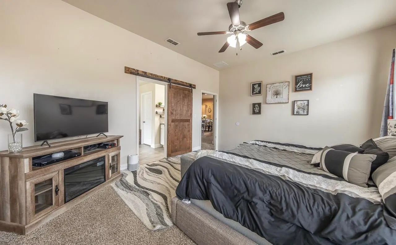Photo 11 — 13811 Avenue W, Lubbock, TX 79423