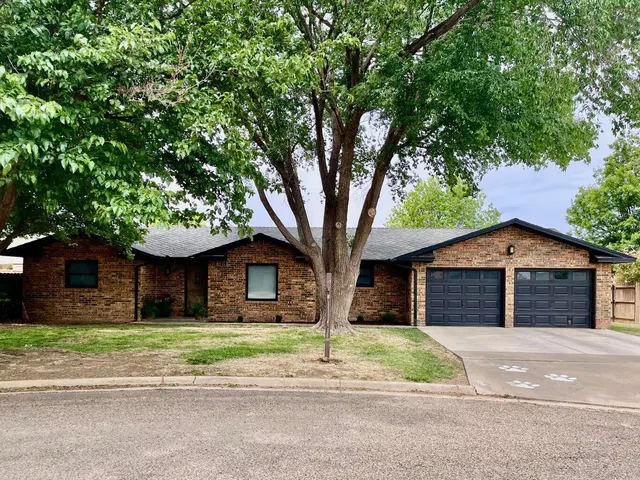 Front exterior — 206 S Garland Street, Plainview, TX 79072