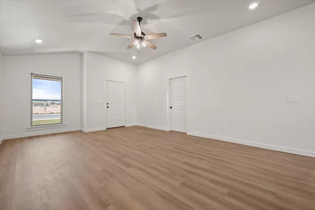 Photo 7 — 7111 14th Street, Lubbock, TX 79416
