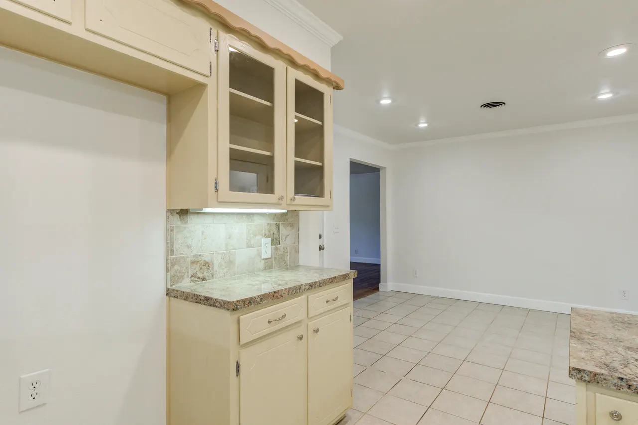Photo 15 — 3115 38th Street, Lubbock, TX 79413