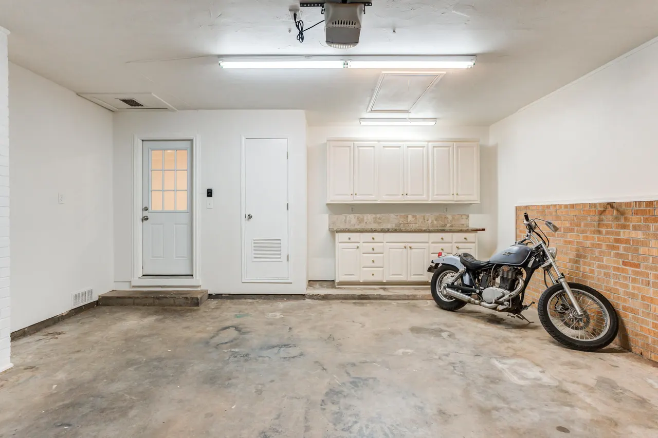 Photo 32 — 3115 38th Street, Lubbock, TX 79413