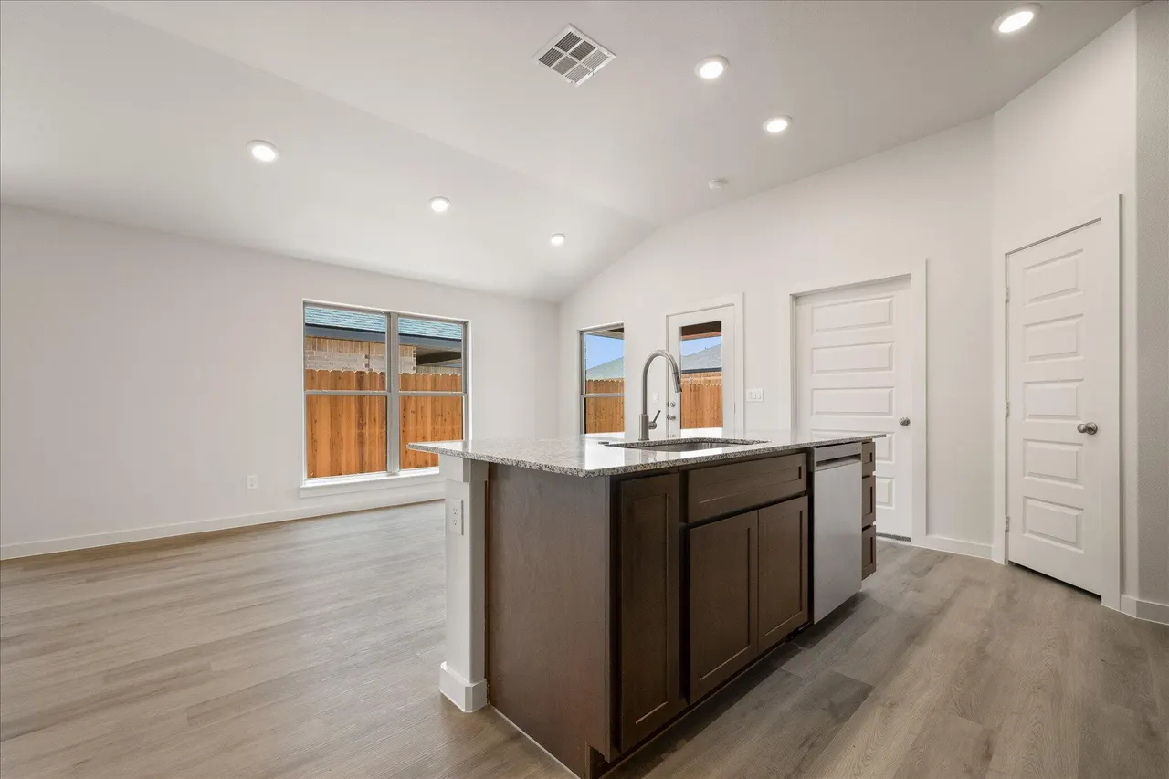 Photo 13 — 2413 Bryan Avenue, Wolfforth, TX 79382