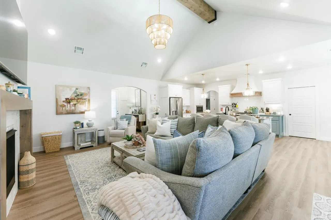 Photo 8 — 5203 Quincy Avenue, Lubbock, TX 79407